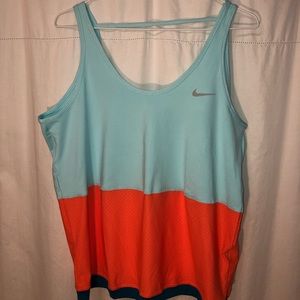 NIKE TANKTOP